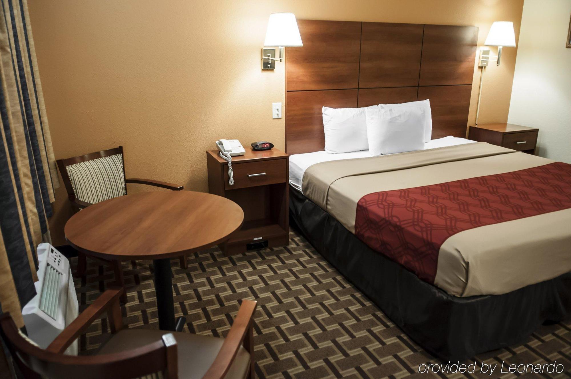 Econo Lodge Midtown Albuquerque Bagian luar foto