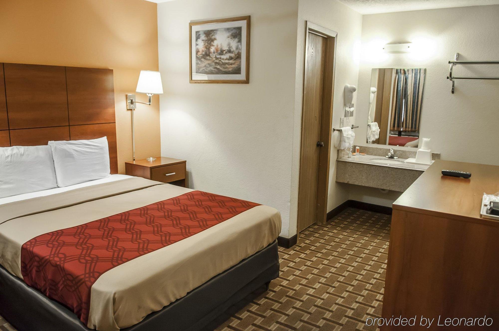 Econo Lodge Midtown Albuquerque Bagian luar foto