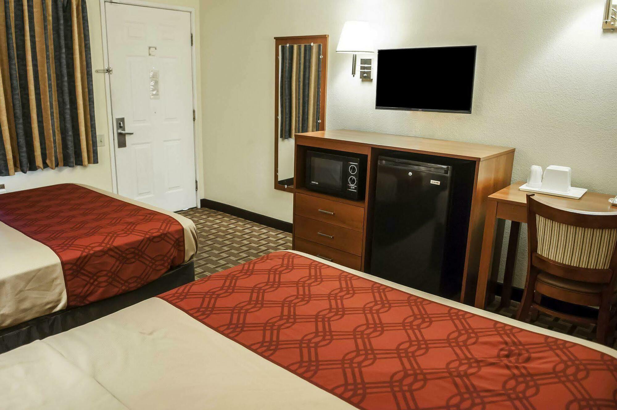 Econo Lodge Midtown Albuquerque Bagian luar foto